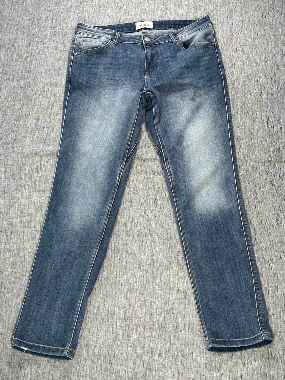 DU/ER Girlfriend Performance Jeans Womens 30x30 Blue Tapered Relaxed Stretch